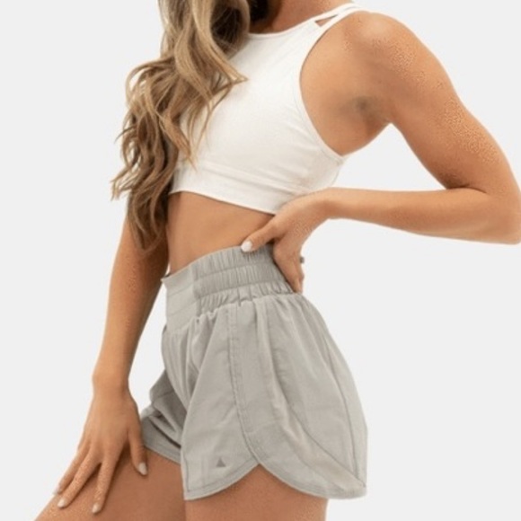 VITALITY (was balance athletica) BREEZE SHORTS - Picture 2 of 6